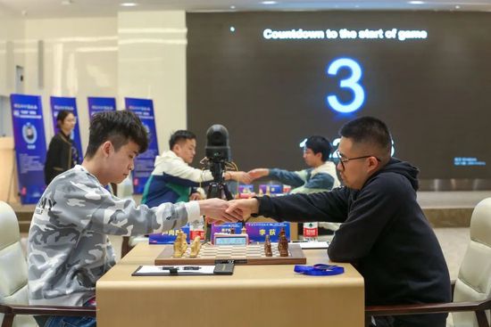 少妇又紧又色